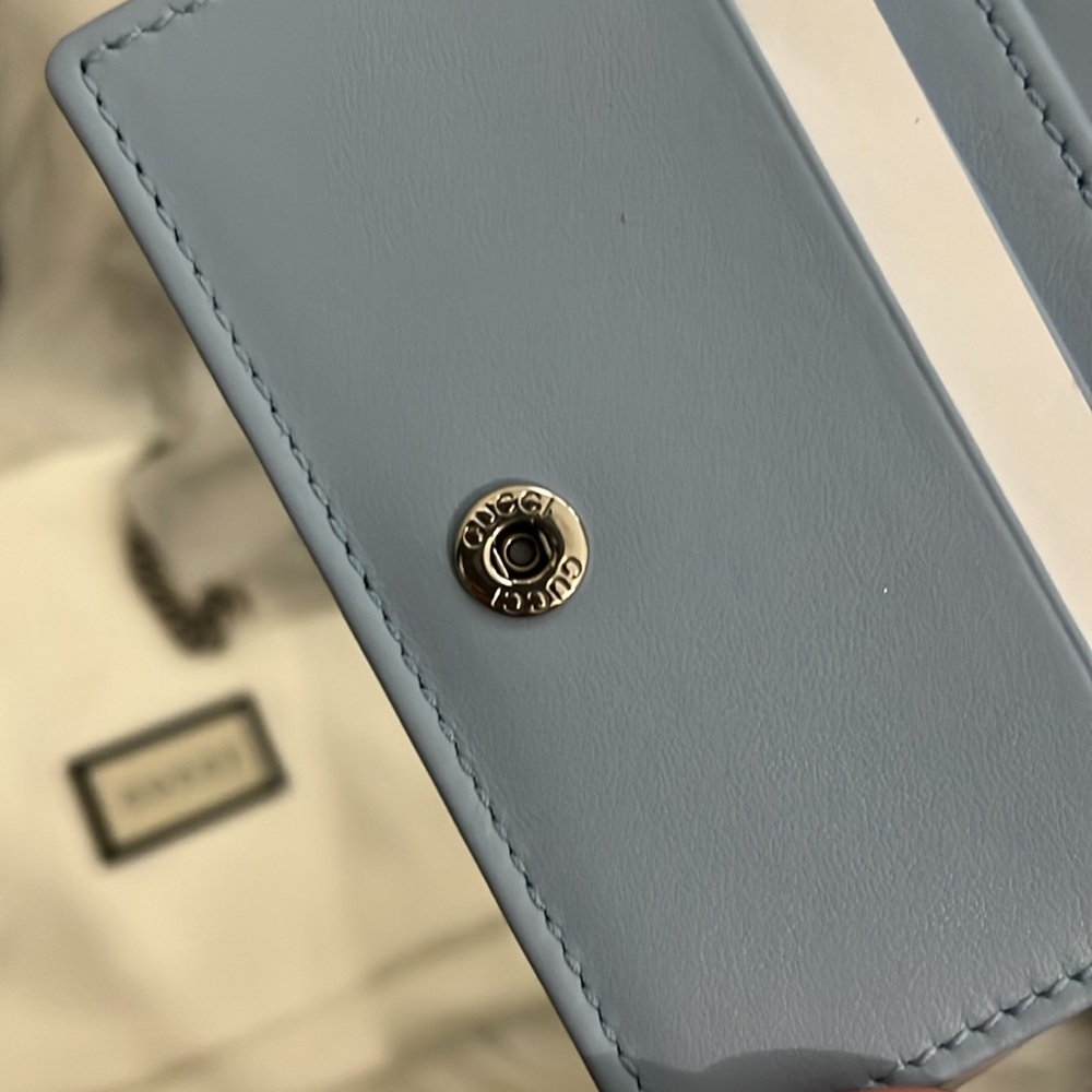 ๐ Gucci Wallet on Chair GG Marmont Mini Light Blue - Picture 12 of 14